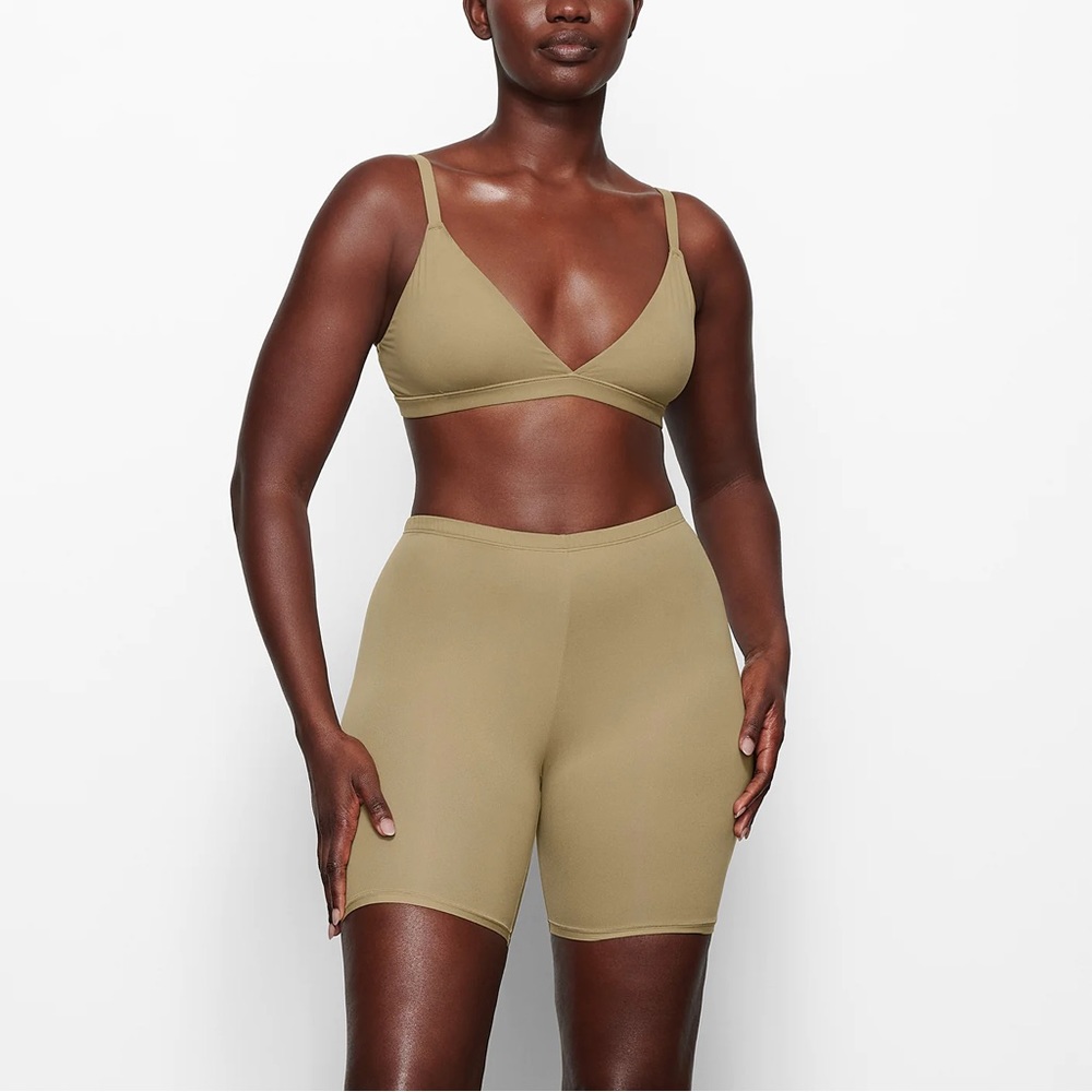 SKIMS | Army Green | Small | Smoothing Shorts